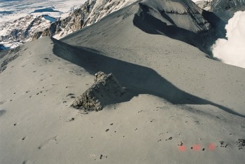 Dome shelter hut on Dome Ridge after the 1996 eruptions