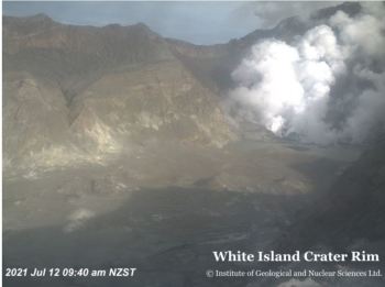 Daytime view from the Crater Rim camera