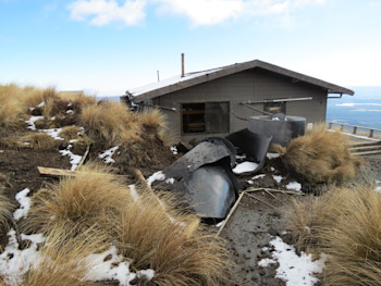 Ballistic block damage to the Ketetahi Hut from the 6 Aug eruption