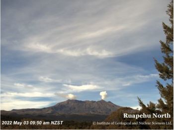 GeoNet image of Ruapehu from earlier this morning