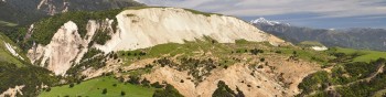 Seaview Landslide, on the Papatea Fault near the Clarence River mouth (photo: GNS Science)