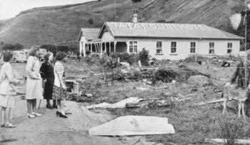Damage to the Tatapōuri Hotel, north of Gisborne.  Photo: Tairāwhiti Museum, Te Whare Taonga O Te Tairāwhiti