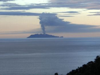 Steam and gas plume above White Island/Whakaari on Nov 7, 7.30 pm NZDT