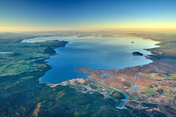 Lake Taupō as seen from the south. 