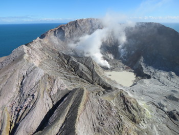 White Island showing the small pool on the crater floor