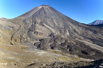 Lava flows on the side of Ngauruhoe cone